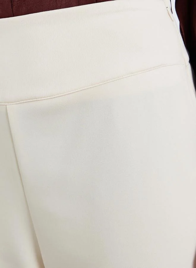 ستايلي بنطال بأرجل واسعة